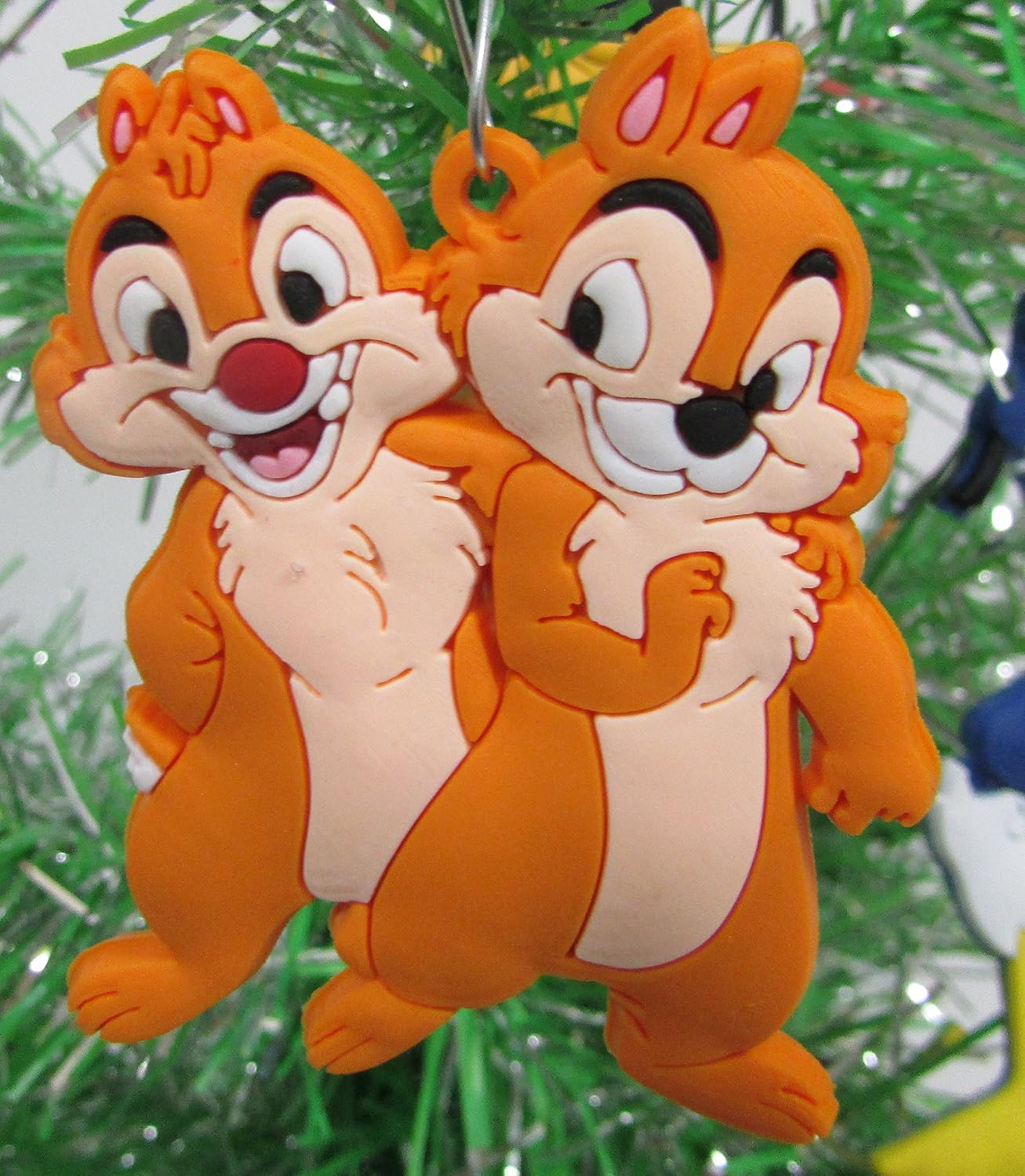 Mickey Mouse Clubhouse - Juego de adornos navideños con Mickey y Gang, diseño único de plástico inastillable de alrededor de 3 a 3.5 pulgadas de alto
