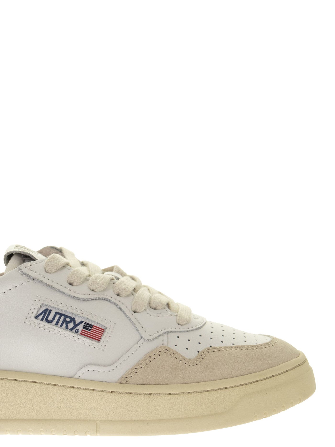Autry Medalist Low LeatherとSuede Sneakers - Image 6