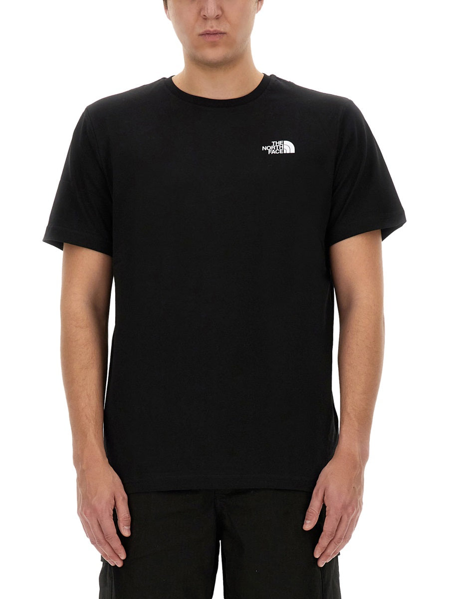 The ノースフェイスのロゴ入りTシャツ - Image 6