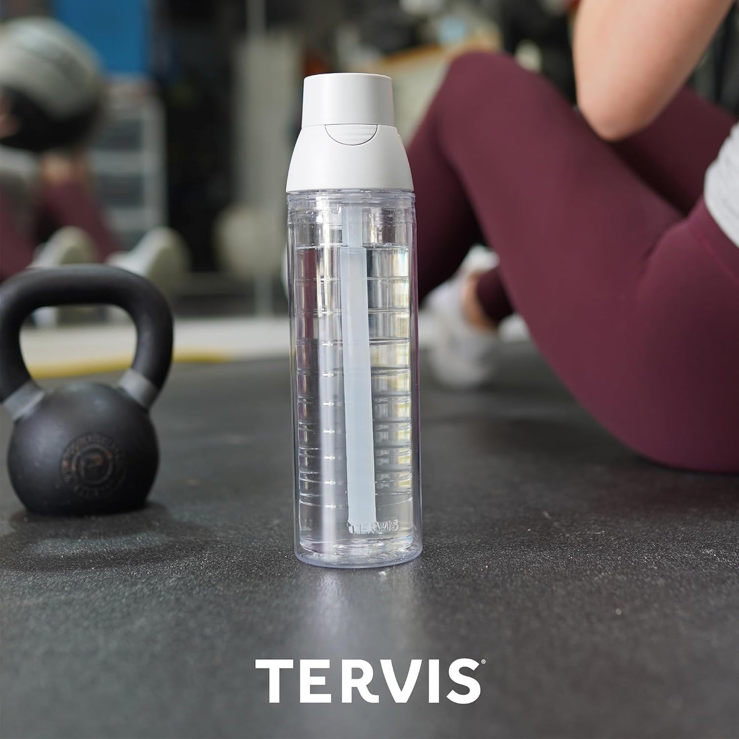 Tervis Venture Lite Disney - Vaso aislado de doble pared hecho en Estados Unidos, diseño Princess Paradise, mantiene las bebidas frías y calientes, botella para agua, 24 onzas, clásico