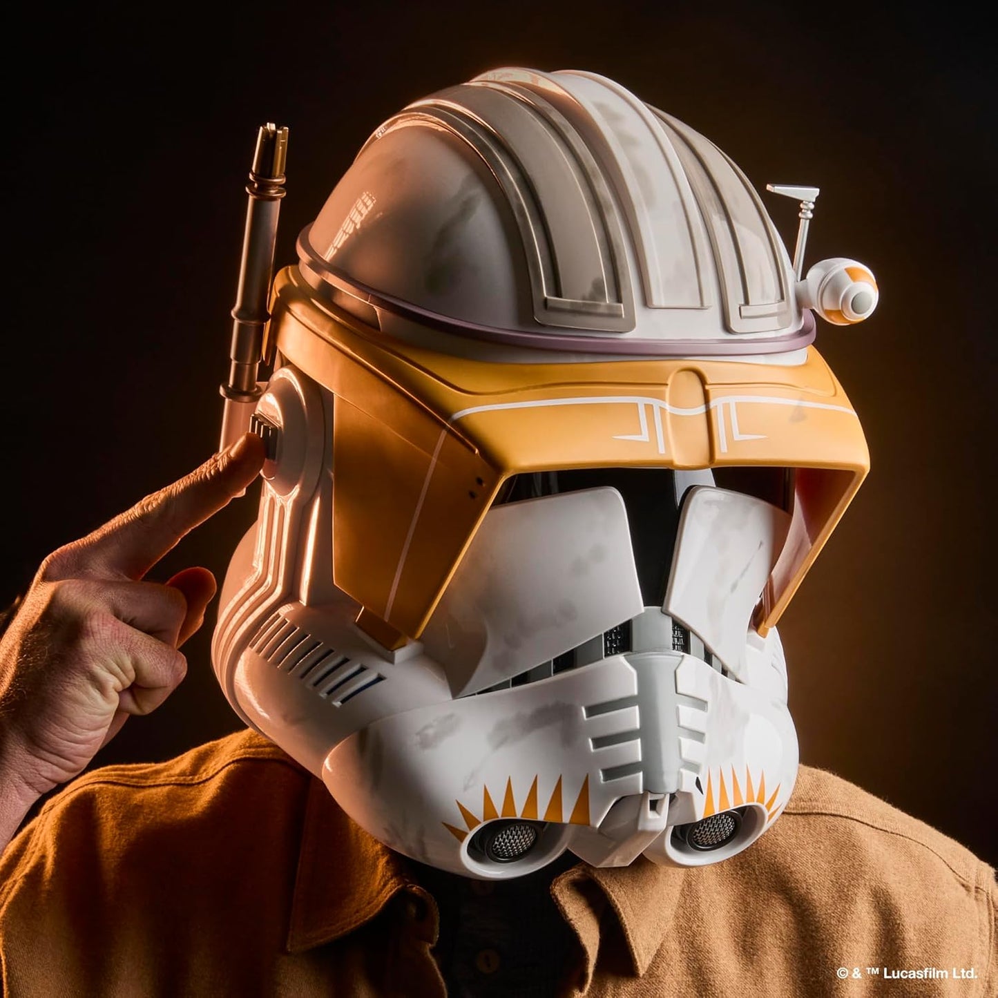 STAR WARS The Black Series Clone Commander Cody, Casco electrónico de primera calidad de Roleplay de La Venganza de El Sith para mayores de 14 años (Exclusivo de Amazon)
