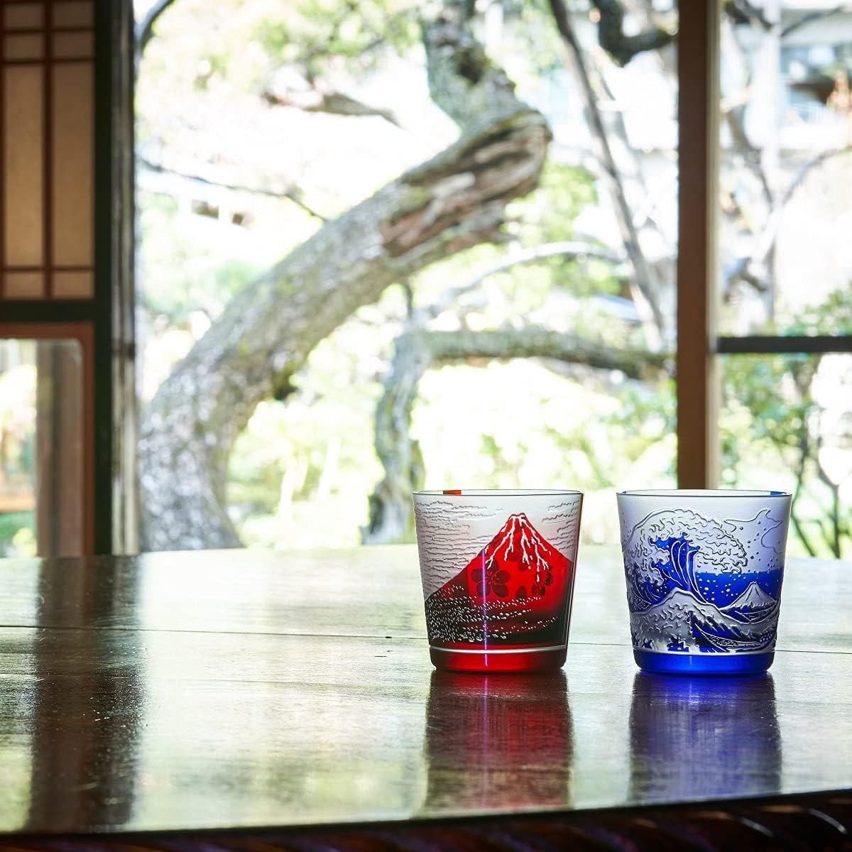 【 Taimura Koubou Official 】 Edo Glass Red Fuji and Nami Fuji with Cherry Blossoms Free Cup Pair (Red, Luri) TB022-204R_206B in Presentation Box, Made in Japan