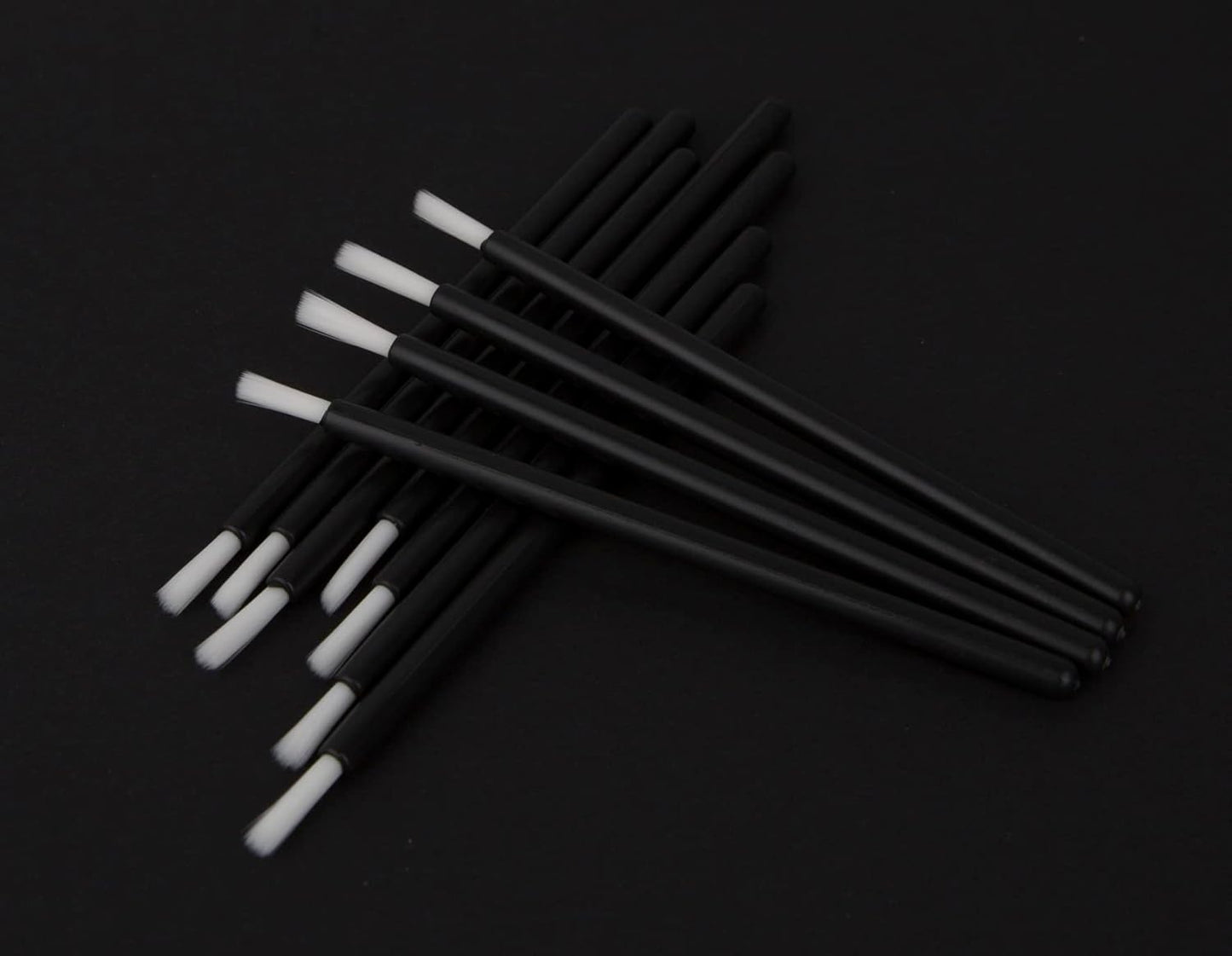 KOLAMOON 100 Pcs Disposable Brushes Plastic Paint Brushes Model Brushes Paint Melting Putty Cement Glue Plastic Model Figures Painting Brushes Large Capacity (Thick Brush)