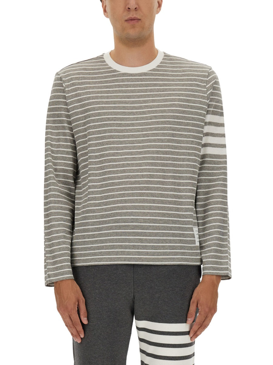 Thom トムブラウンストライプTシャツ - Image 6