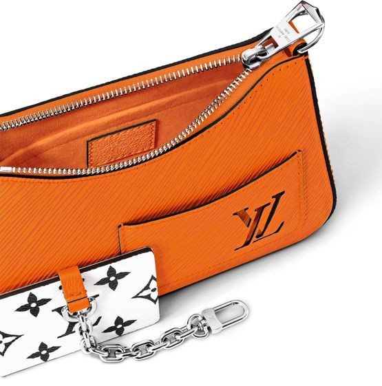 LOUIS VUITTON Marellini - Image 6