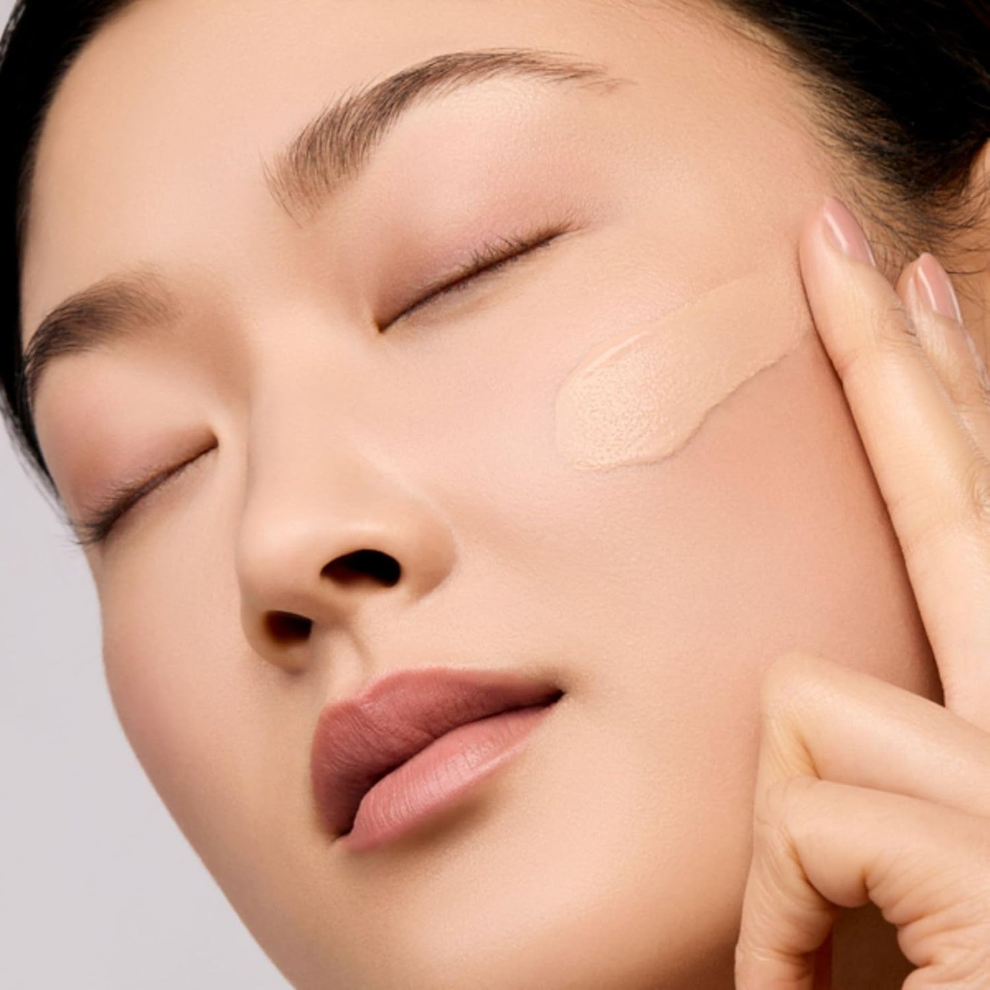 New Color Bio Adaptive BB+ Foundation / Ochre 2.3