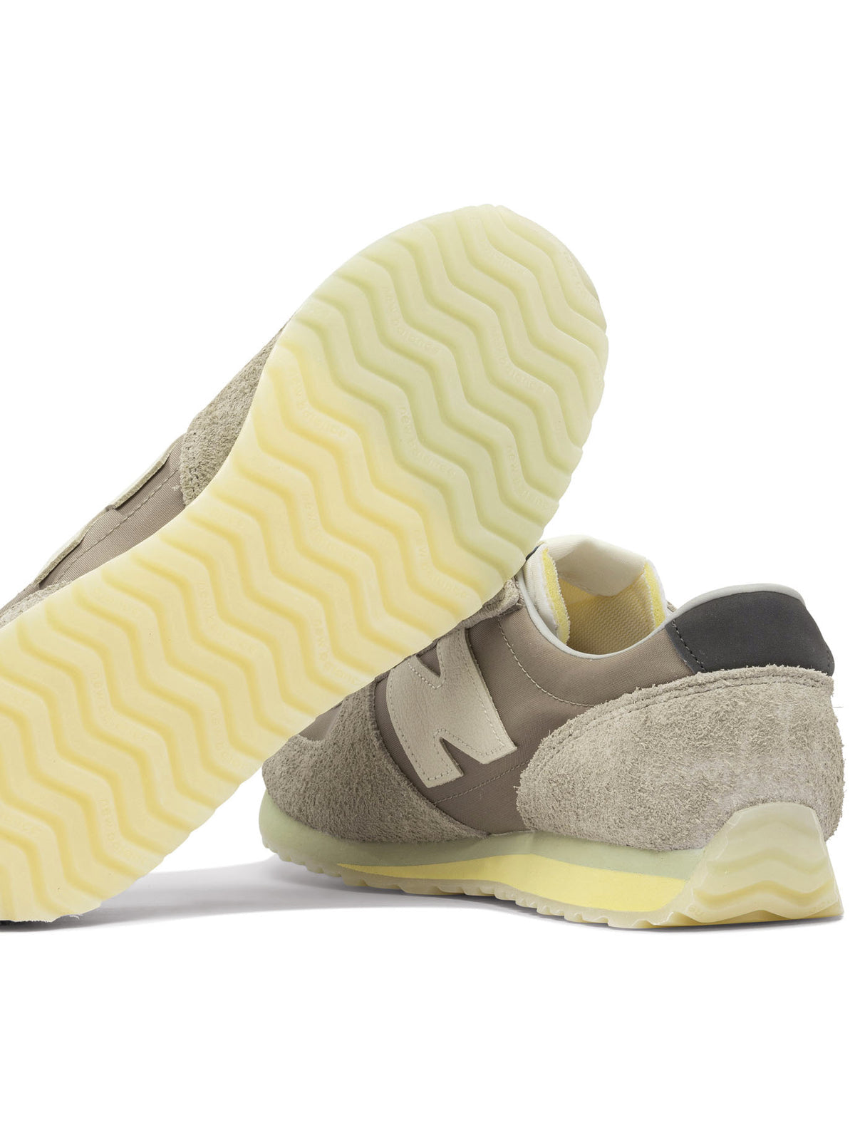 Designer Brand ニューバランス「471 グレーデイズ」スニーカー - Image 6