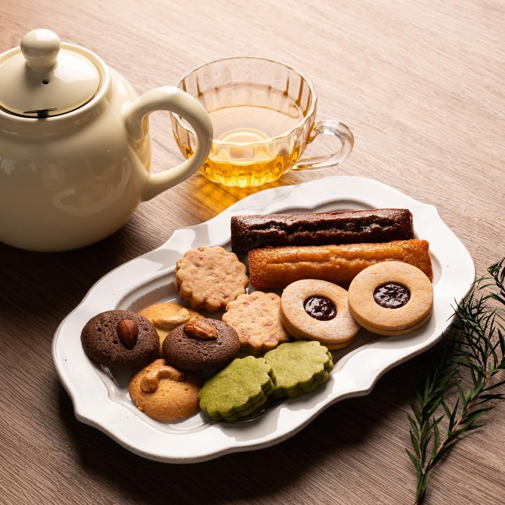 Arrow Tree Medium Gift Box, Assorted, Popular, Sweets, Individually Wrapped, Gift, Return, Home Celebration, Souvenir, Baked Goods, Gift M-Box