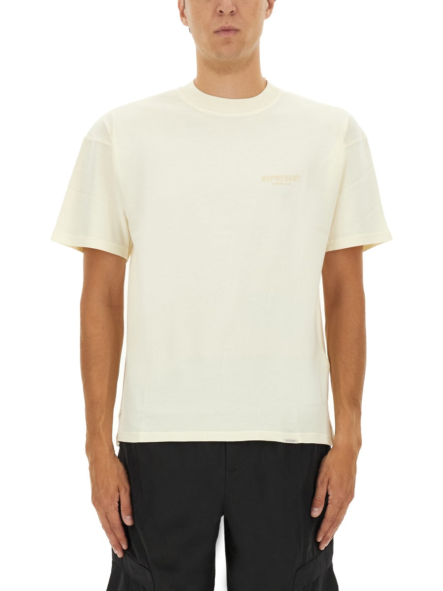 Represent ロゴ付きのTシャツを表します - Image 6