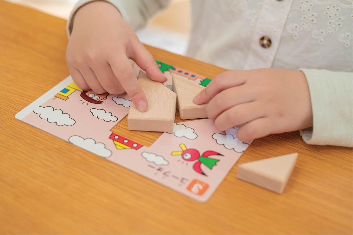 Kumon Publishing NEW Tangram Educational Toy for Children 3 Years and Up KUMON