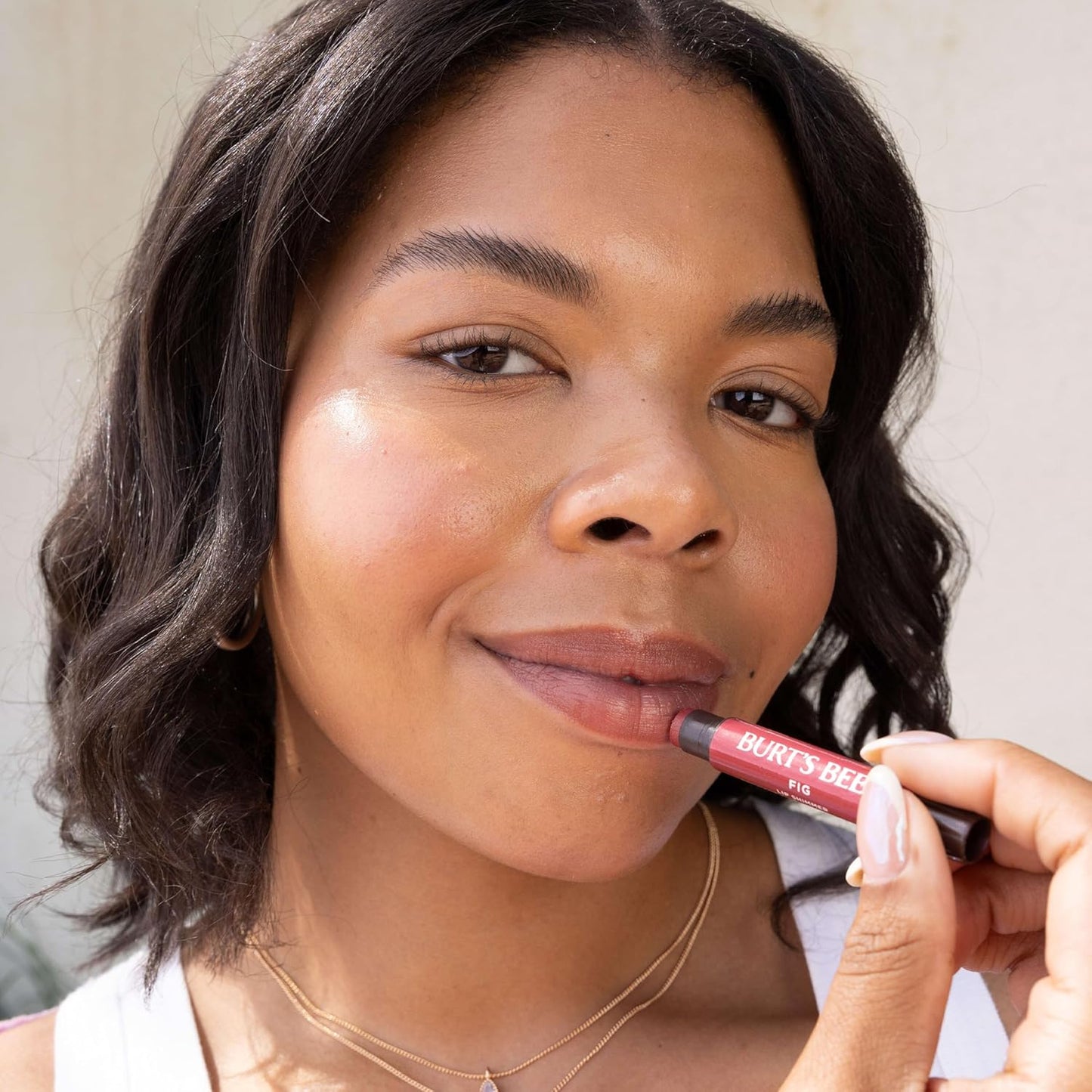 Burt's Bees Tinte labial brillante, bálsamo labial tintado en barra, hidratante para hidratación durante todo el día con acabado pigmentado natural brillante y color modulable, higo, 1 tubo, 0.09 oz.