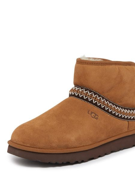 UGG Crescent クラシック ミニ アンクルブーツ - Image 6