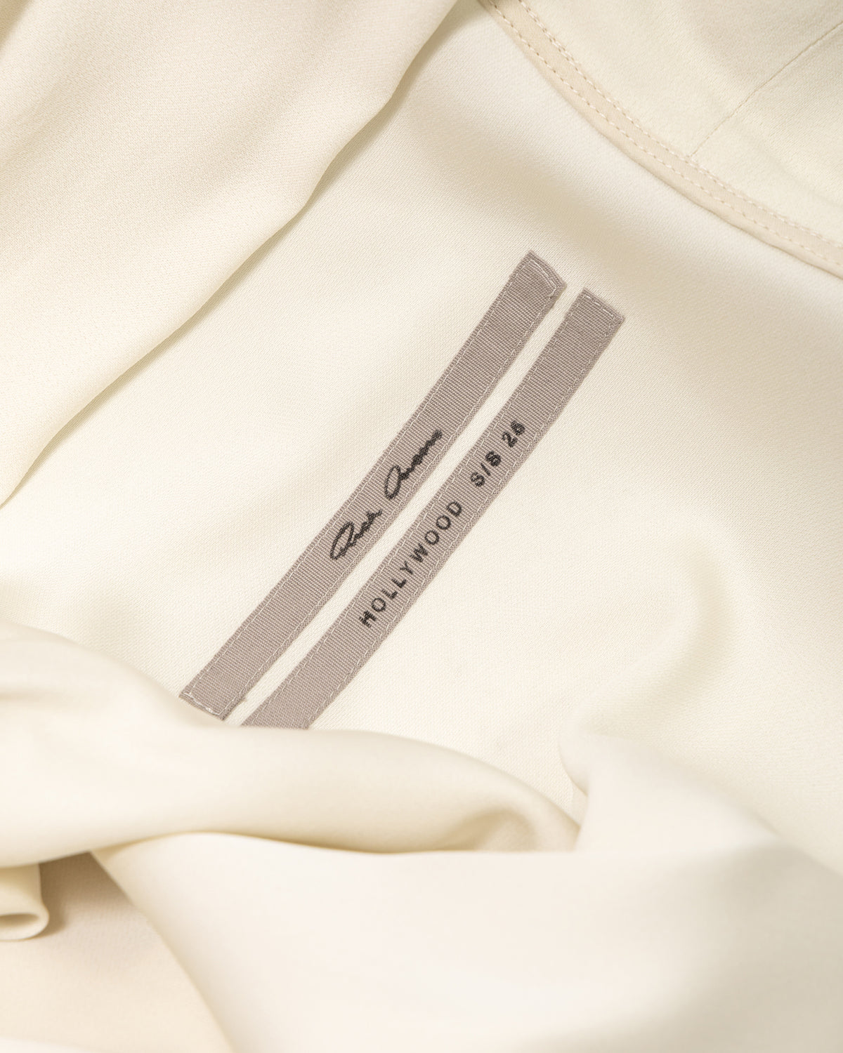 Rick リック・オーウェンズは白いドレスを着ています - Image 6