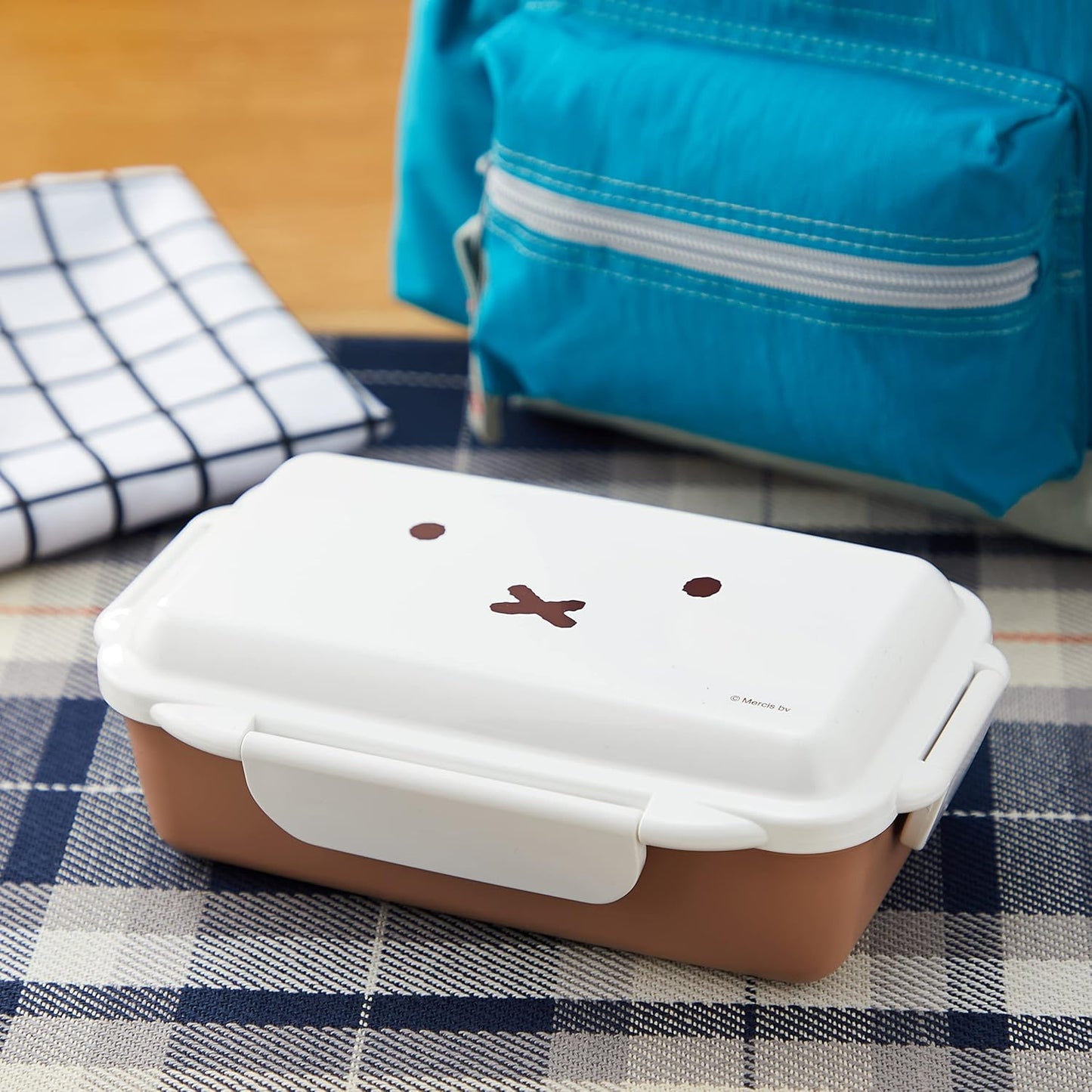 Kutsuwa Miffy Sealed 4-Closure Single Tier Bento Box