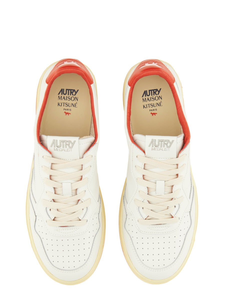 Maison Autry X MaisonKitsuné「メダリストロー」スニーカー - Image 6