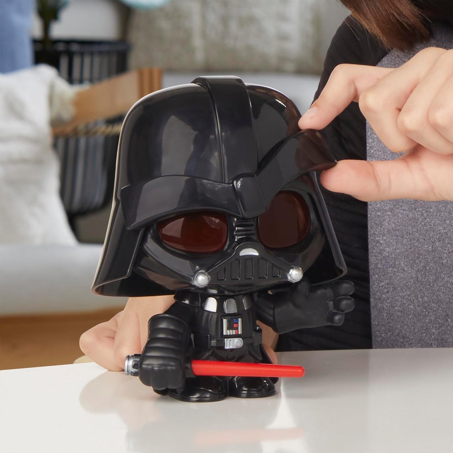Hasbro Star Wars Star War Force & Telling Vader Electric Fortune Telling Darth Vader 40+ Reaction for 4+ Years Old English Toy G0027 Authentic