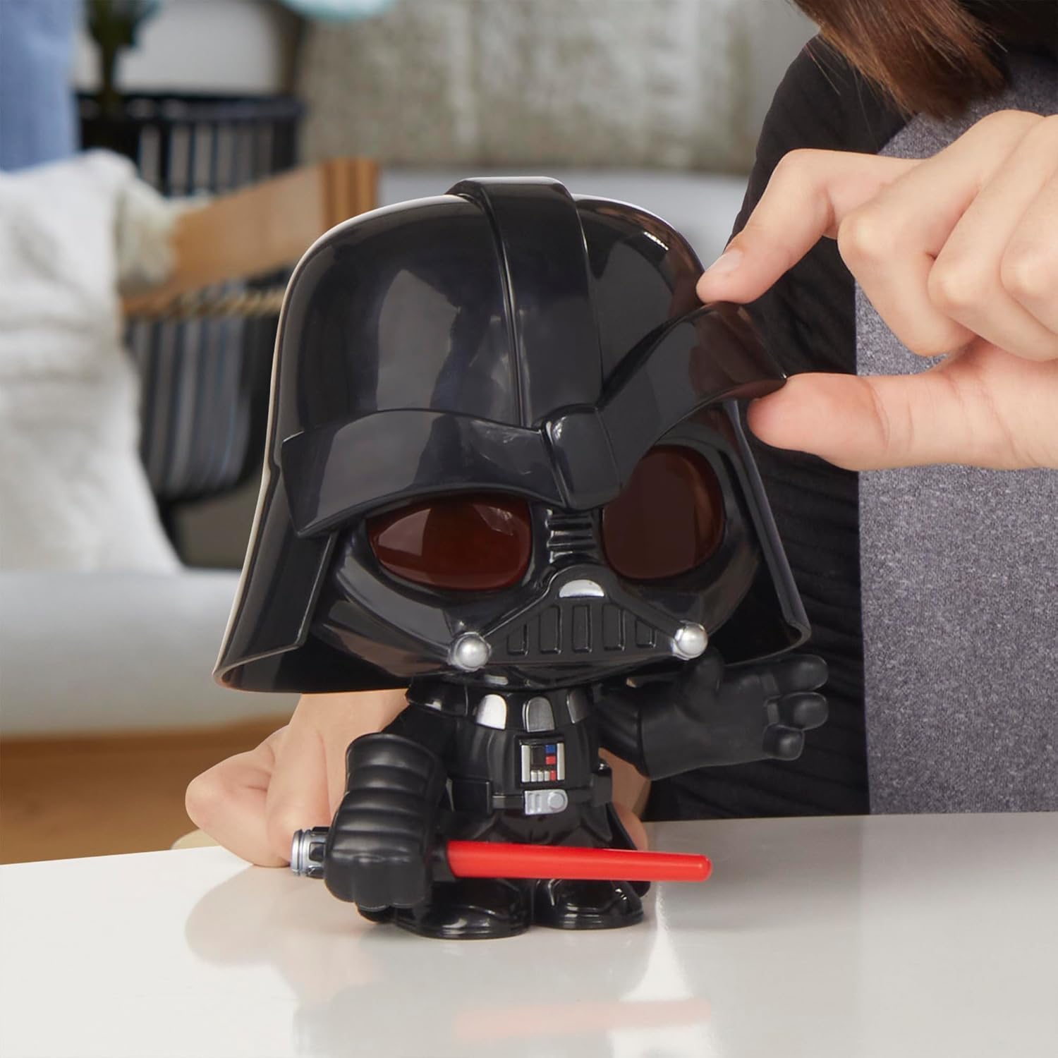 Hasbro Star Wars Star War Force & Telling Vader Electric Fortune Telling Darth Vader 40+ Reaction for 4+ Years Old English Toy G0027 Authentic