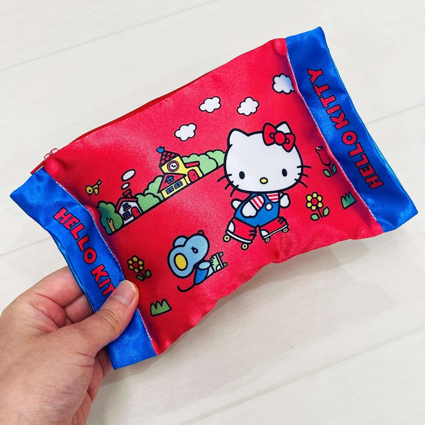 MORIPiLO Hello Kitty Tissue Case, Sanrio Characters, Merchandise, Plush Pouch, Small, Cute, 7.9 x 5.5 inches (20 x 14 cm), Pillow Pouch, White