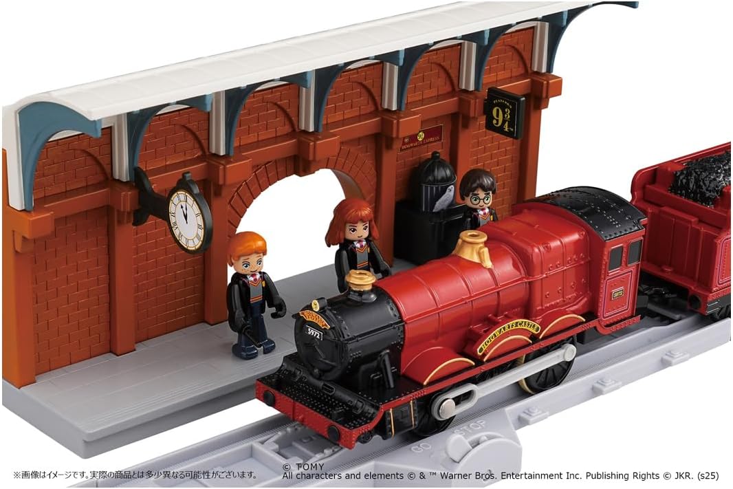 Takara Tomy Plarail Harry Potter Hogwarts Express Train Toy for Ages 3 and Up