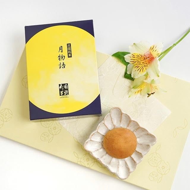 Present Japanese Confectionery Gift Founded in 1825, Tokyo Shinjuku Representative Sweet Hanazono Mandai, Tsuki Monogatari 4 pieces