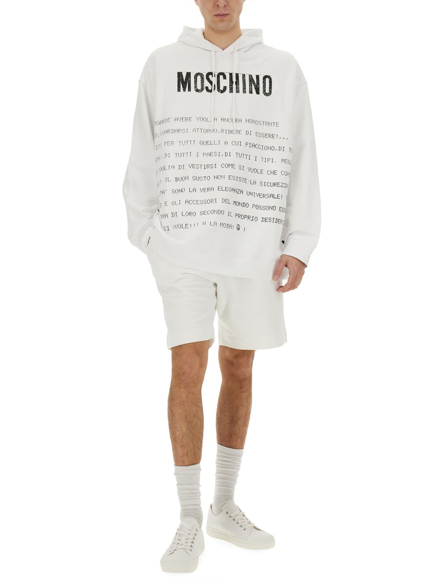 Moschino モスキーノ「アーカイブメッセージ」パーカー - Image 7