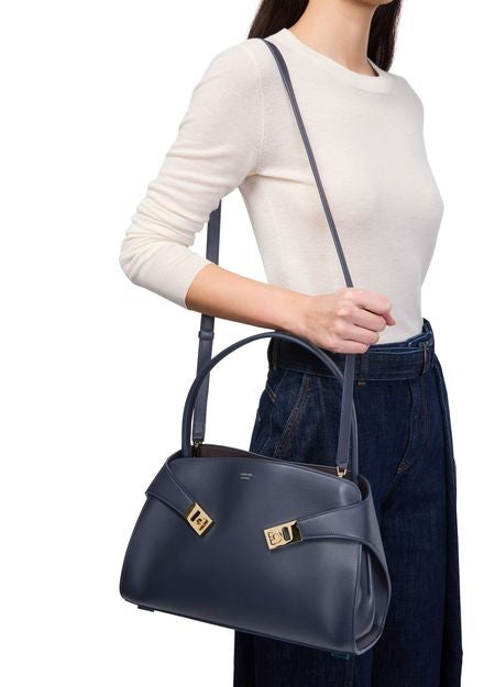FERRAGAMO Hug soft bicolor shoulder bag (M) - Image 7