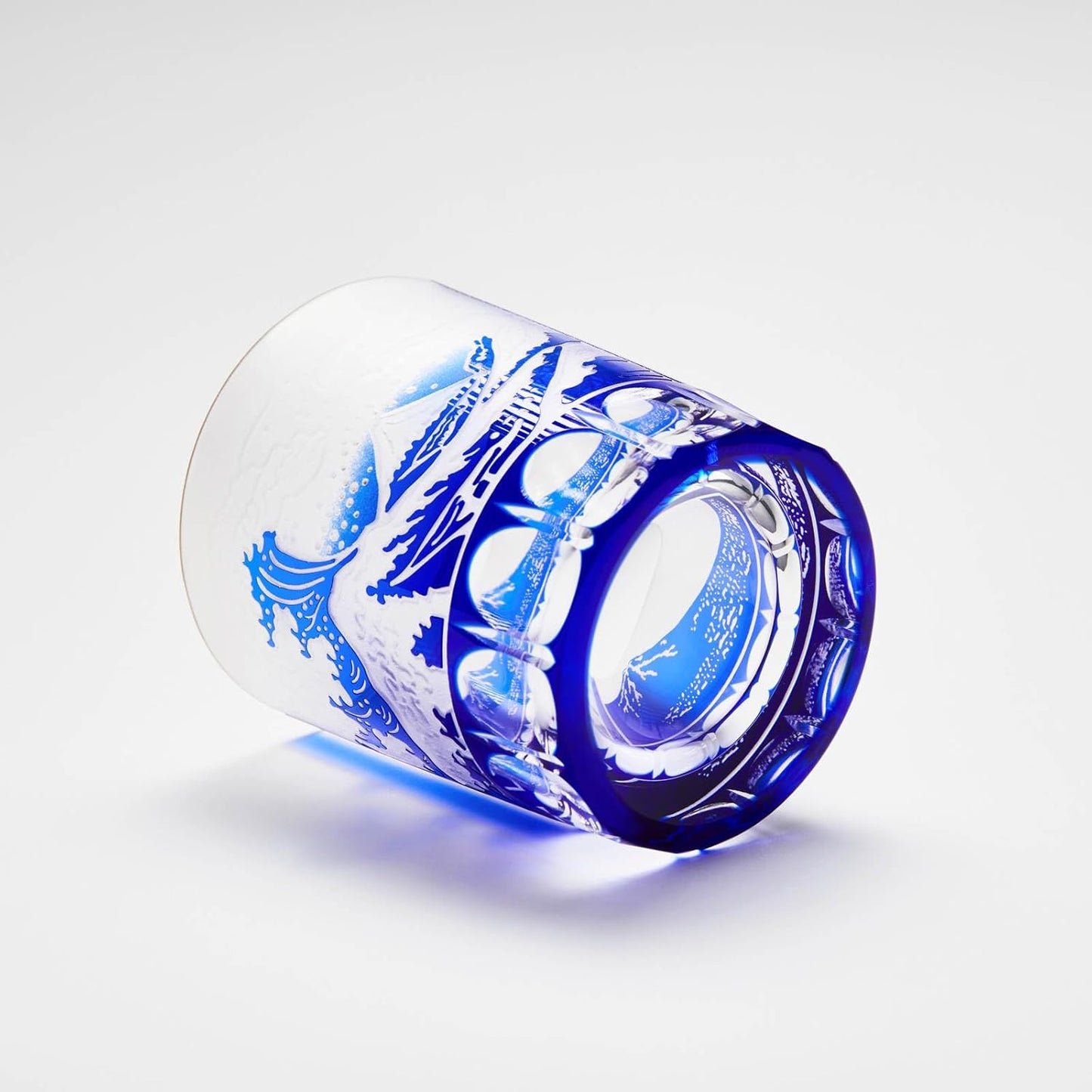 Mt. Fuji Rock Glass, Artisans, Handmade in Paulownia Box, Japanese Sake, Cold Liquor, Beer, Whiskey, Shochu, Stylish, Sake, Celebration, 6th Birthday, Wedding, Mother's Day, Father's Day, Gift, Popular Gift, 9.1 fl oz (260 cc), 2 Pieces, Red + Blue