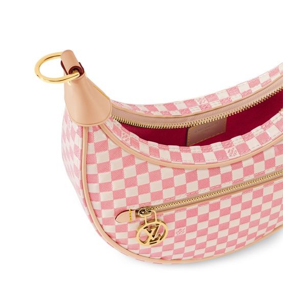 LOUIS VUITTON Loop - Image 7