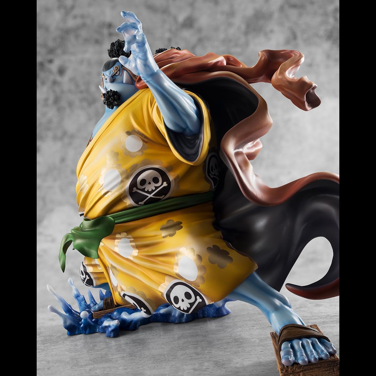 MegaHouse - One Piece - SA-Maximum Sea Knight Jimbe [Super Limited Edition] Pirate Portrait Collectible Statue