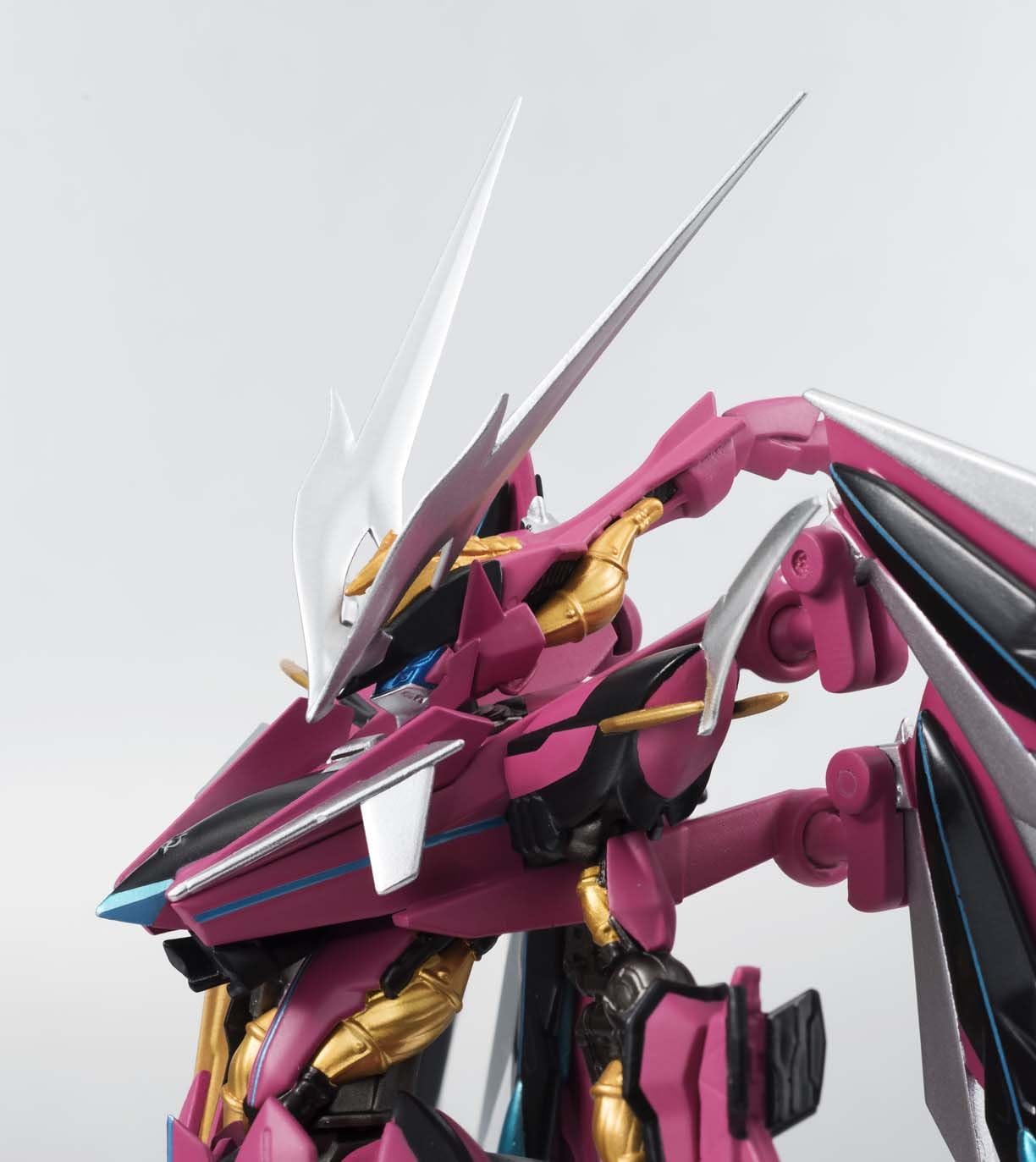 Bandai Tamashii Nations Enrygo "CROSS ANGE Rondo of Angel and Dragon" Action Figure