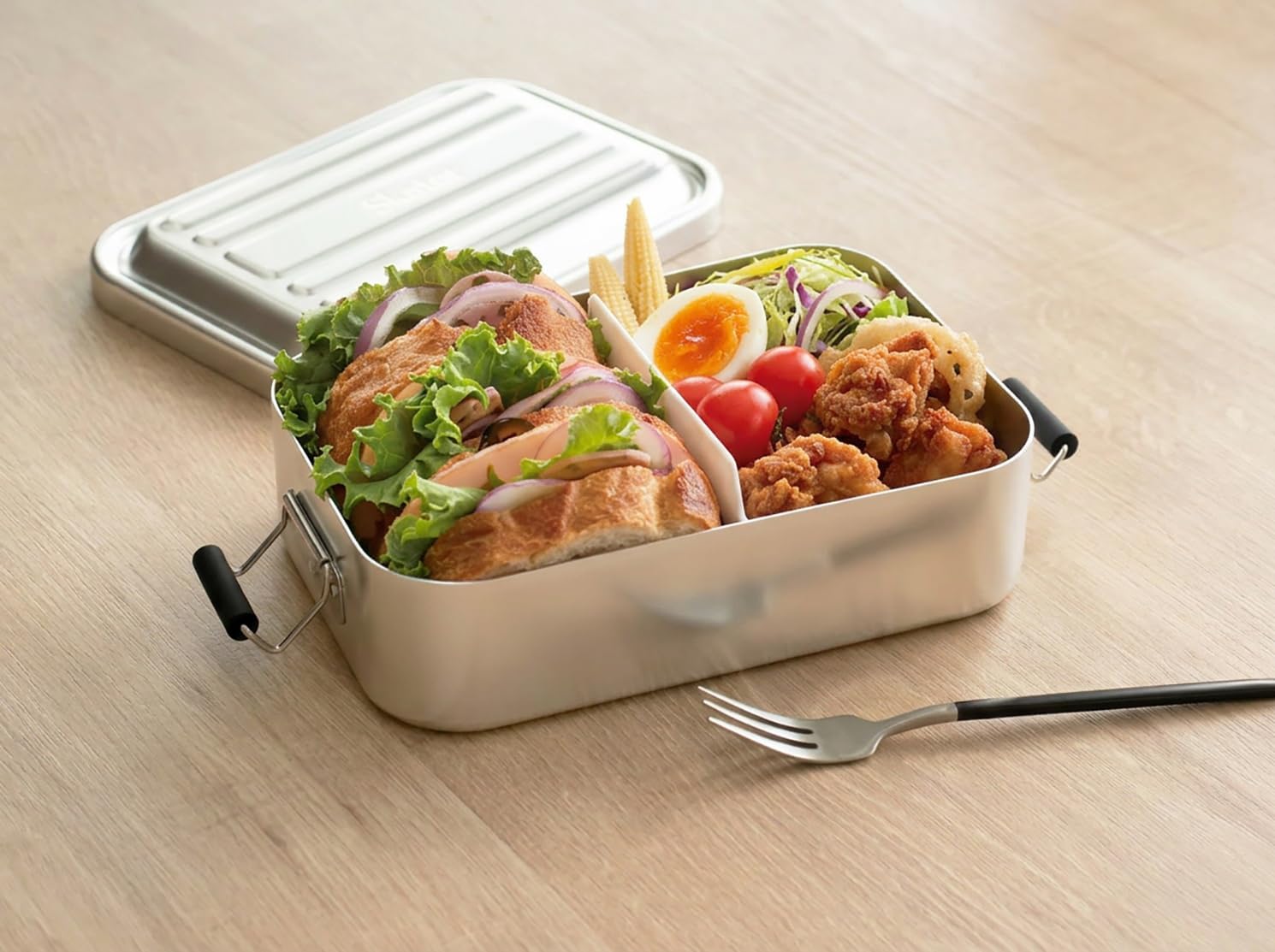 Skater AFT10B-A Aluminum Lunch Box, Fluffs Easily, Large Capacity, 33.8 fl oz (1000 ml), Men’s, Silver