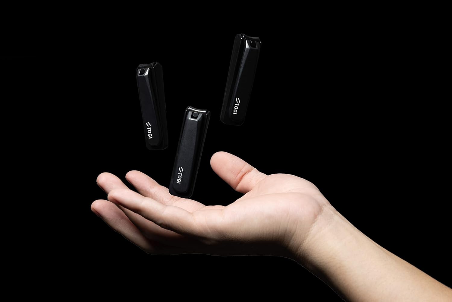 [Seki City] Nail Clippers Made in Japan Premium [Blacksmith Craftsmanship] Sharp Sharpening Like a Famous Sword Gift TOGI Jet Black