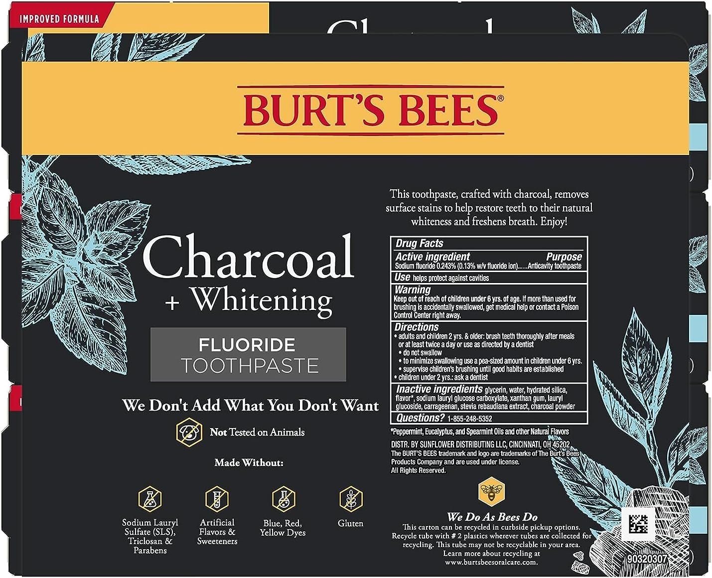 Burt's Bees Pasta de dientes, sabor natural, pasta de dientes de carbón con flúor, menta de montaña, 3 x 4.7 onzas