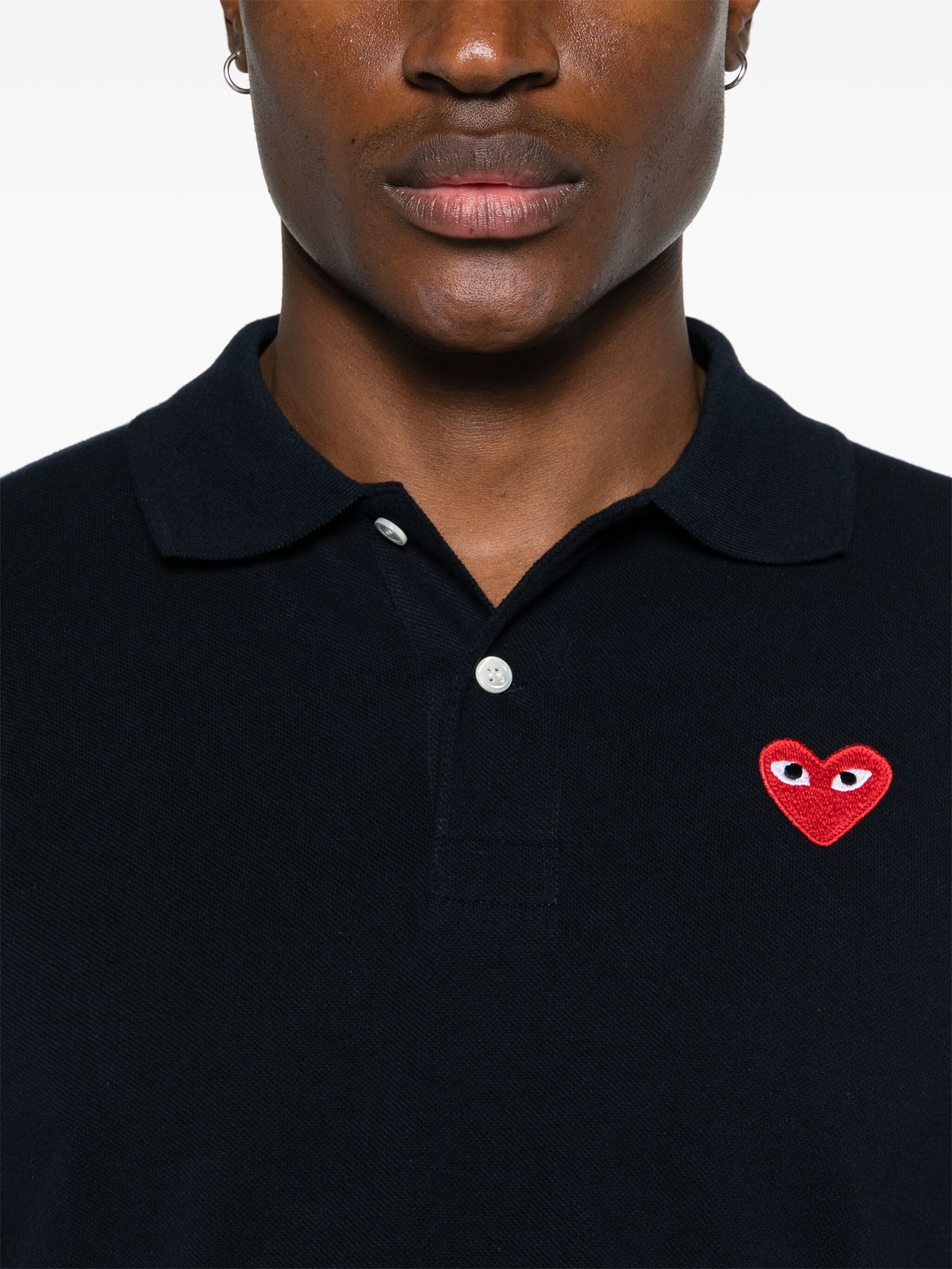 Comme Comme DesGarçonsはTshirt Red Emblem Knitを演奏します - Image 7