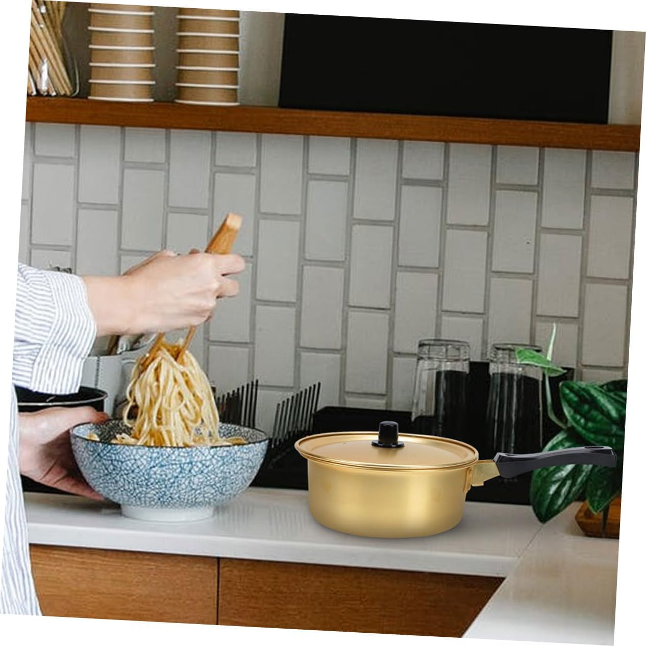MERRYHAPY Ramen Pot Soup Bowl Stock Pot with Lid Salad Bowl Korean Stock Pot Udon Bowl Pour Saucepan Instant Ramen Pot Stew Pan Korean Cookware Japanese Rice Bowl Lid