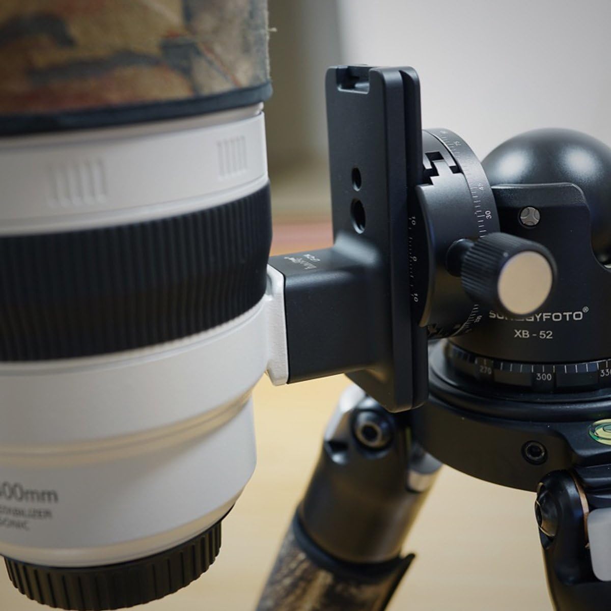 Haoge LF-C14 レンズフット三脚座マウントリング for キヤノン Canon EF 100–400mm f4.5–5.6L IS II USMレンズ用 内蔵Arca Swiss アルカスイス互換 クイックリリースプレート