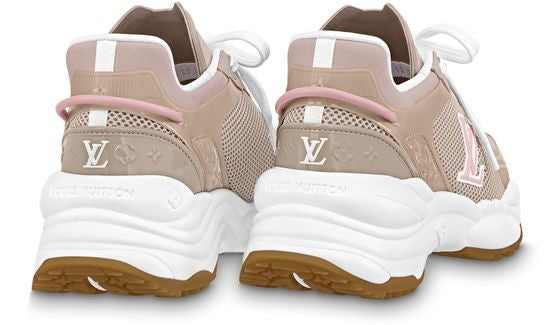 LOUIS VUITTON Run 55 Sneaker - Image 7