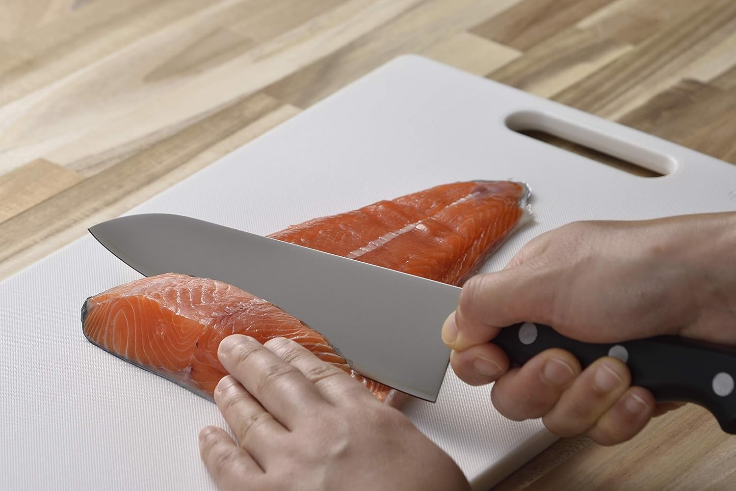 Shimomura Kogyo Made in Japan [Mura To Sharp] Santoku Knife 6.5 Inches (165 mm) AUS-10 Triple Layer Steel, Dishwasher Safe MSP-101 Made in Tsubame-Sanjo, Niigata
