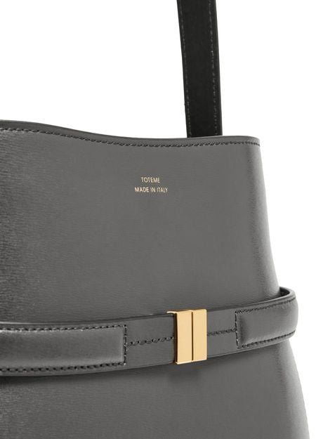 TOTEME Belted leather bucket bag - Image 7
