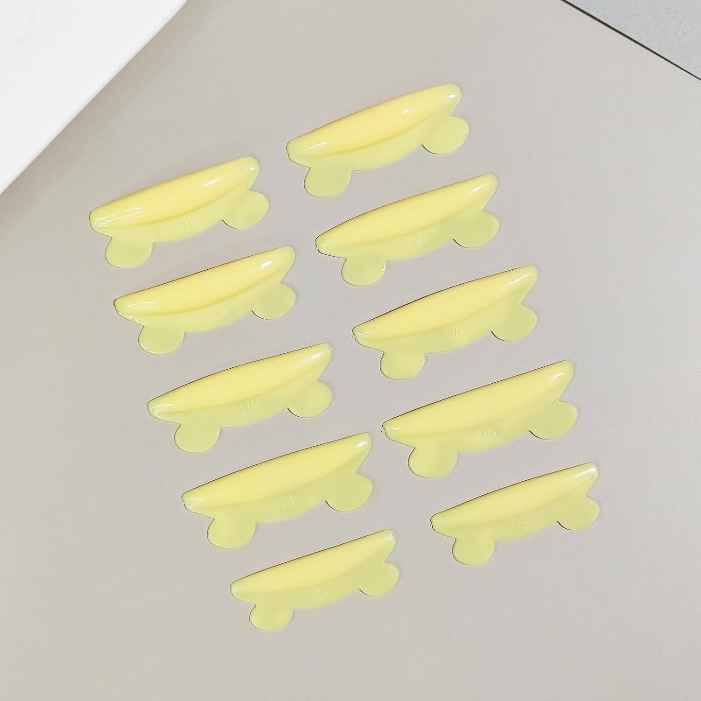 Libeauty Eyelash Perm Pad Cute Mouse Shaped Reusable Eyelash Lift Shield Self Adhesive Super Soft Eyelash Perm Rod 10pcs/5 Sizes Eyelash Perm Tool