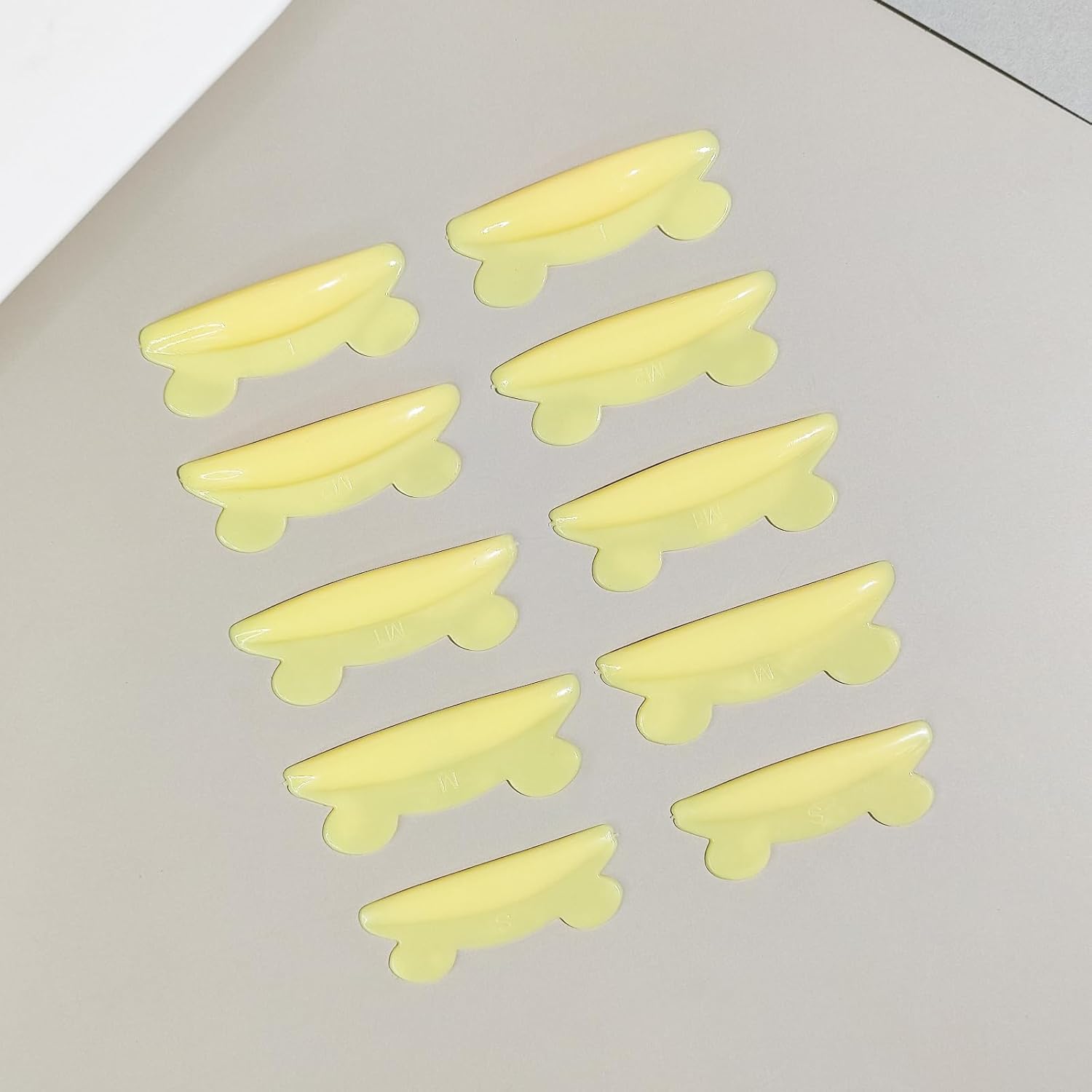 Libeauty Eyelash Perm Pad Cute Mouse Shaped Reusable Eyelash Lift Shield Self Adhesive Super Soft Eyelash Perm Rod 10pcs/5 Sizes Eyelash Perm Tool