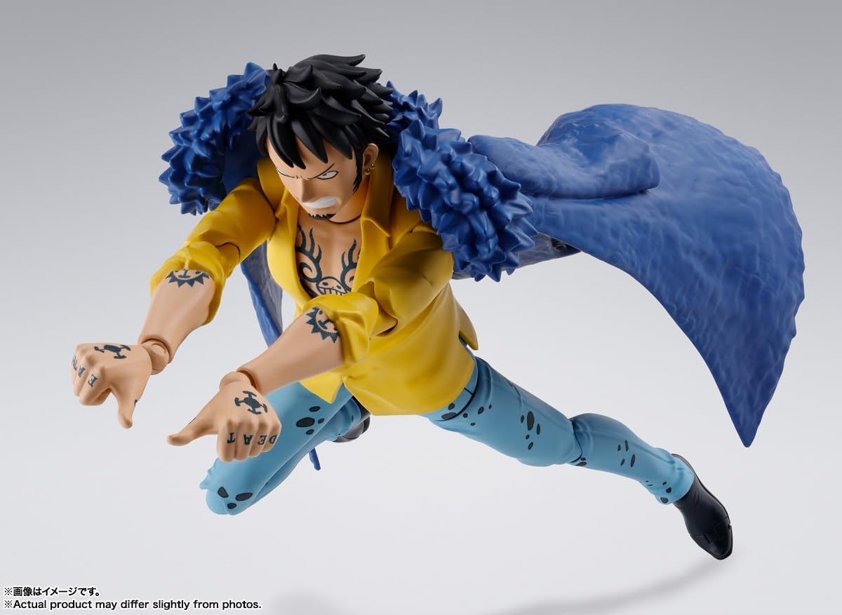 S.H. Figuarts ONE PIECE Trafalgar Law - Onigashima Invasion - Approx. 6.3 inches (160 mm), PVC & ABS Pre-painted Action Figure