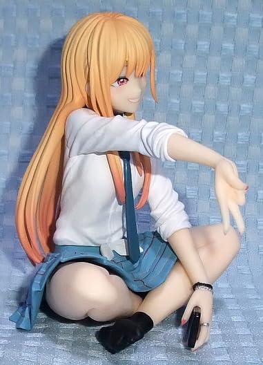 The Dress-Up Doll Is In Love - Noodle Stopper Figure Kitagawa Umu