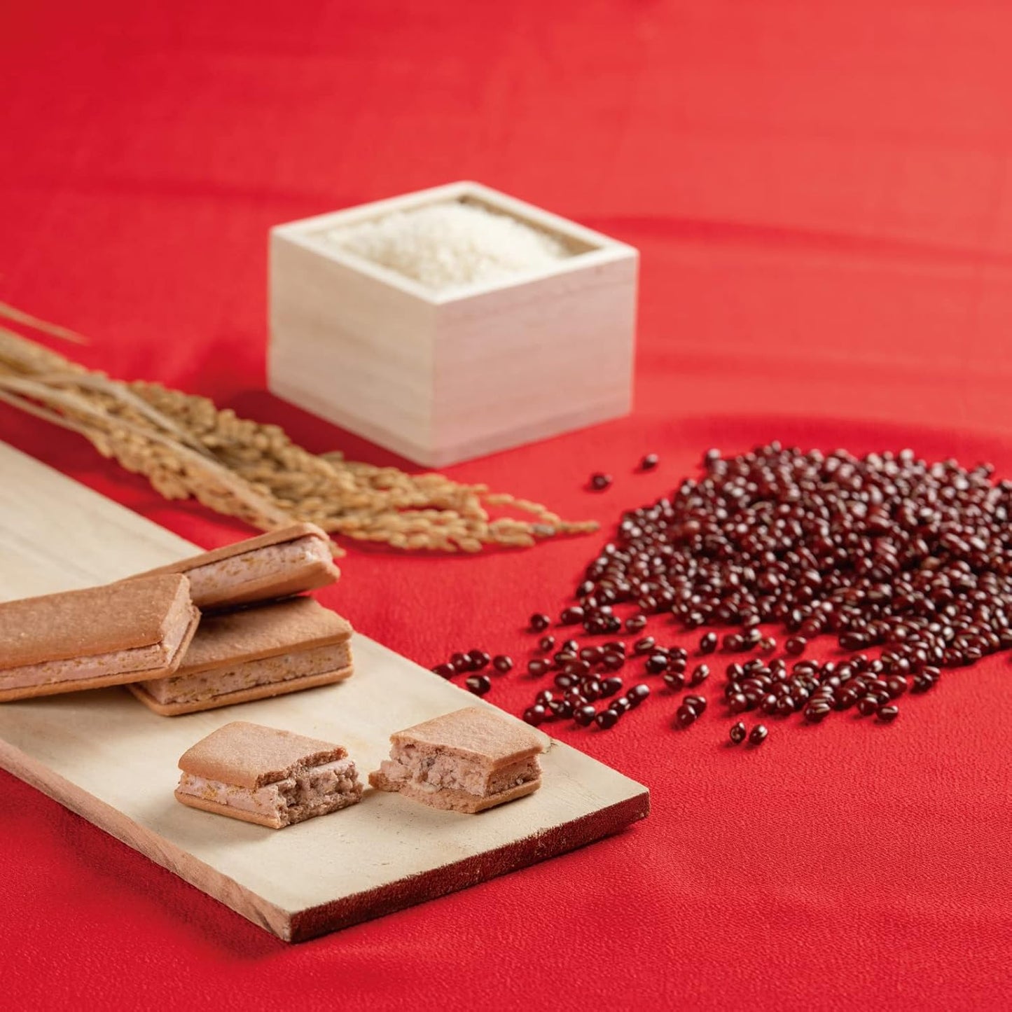 Kotobuki Seika Co., Ltd. O-Shogatsu Gift, Kani-no-Tsuki Izumo no Ofuku-wake Zenzai Sandwich Cookies (6 pieces) Souvenir from Shimane Prefecture, Individually Wrapped, Celebration, Connection, Thank