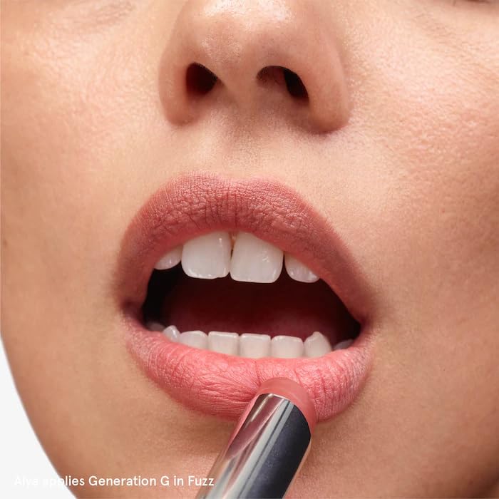 Glossier Lápiz labial Generation G en Fuzz