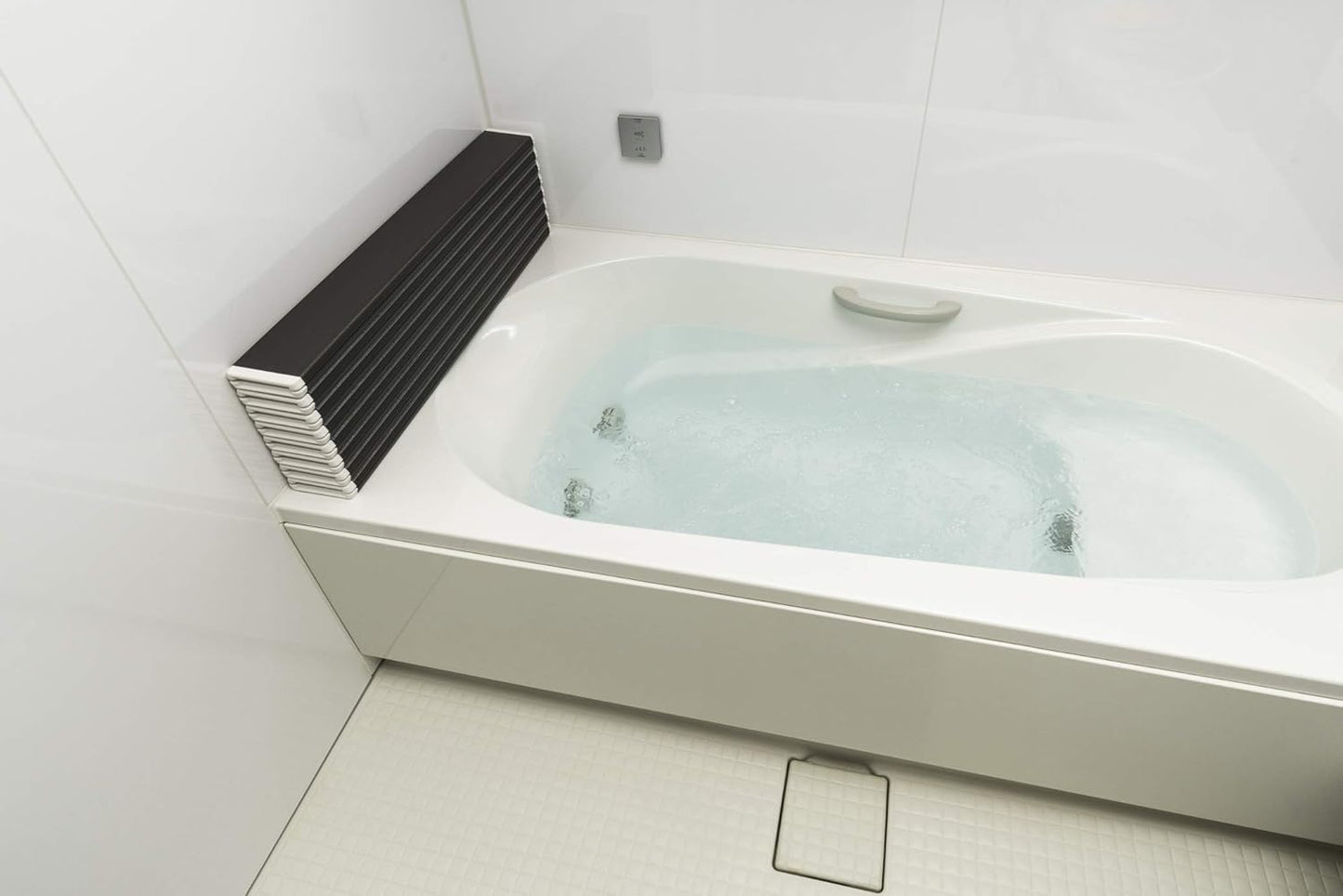 Topre L14 Folding Bath Lid, Antibacterial, Ag+ Composite, Made in Japan, 29.5 x 54.7 inches (75 x 139 cm), Brown