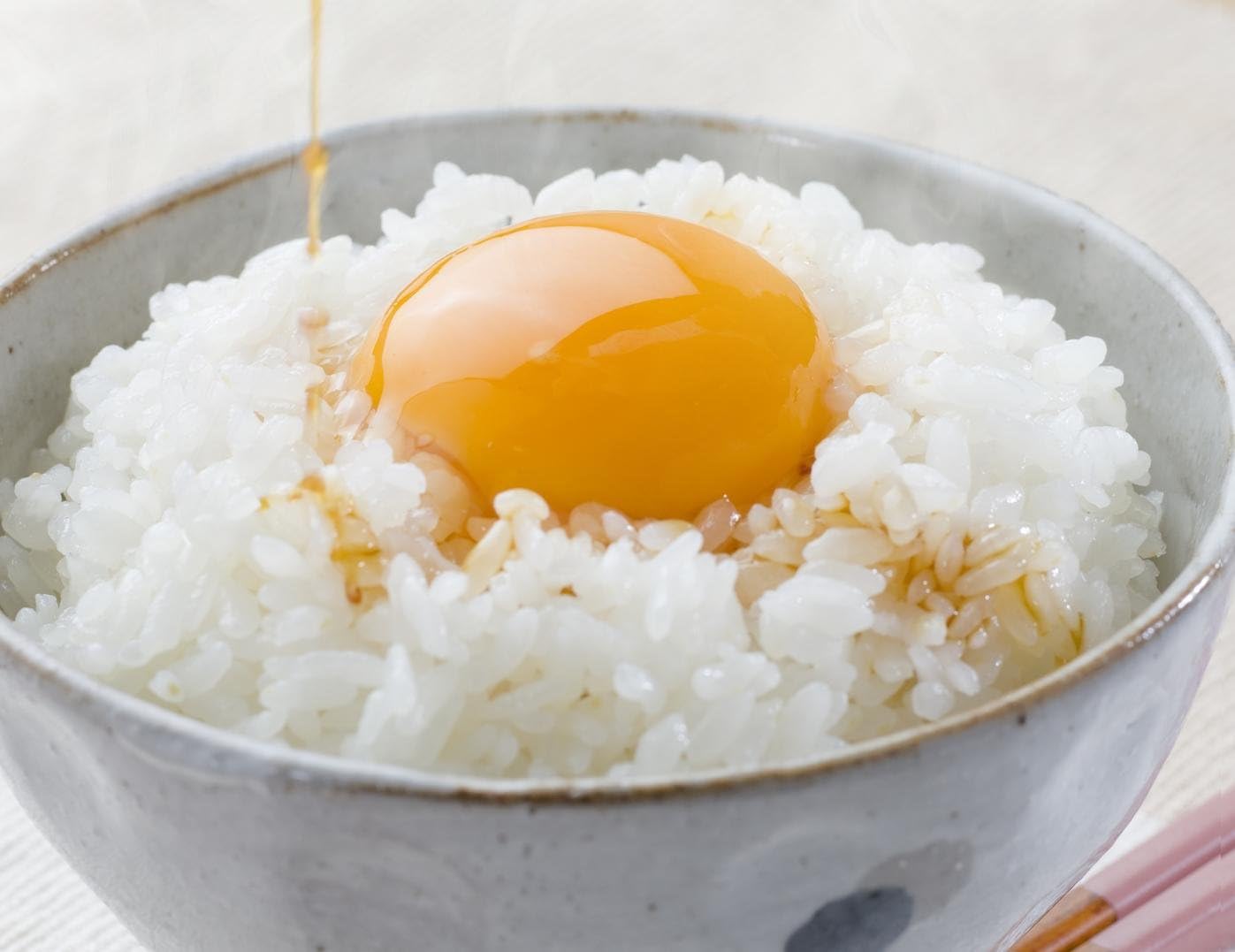 Kumamon Character Rice, Polished Rice, Made in Kumamoto Prefecture, Hinohikari 4.4 lbs (2 kg) x 2 Bags, Special A Award, 11 Years Consecutive Years, Zero Pesticide Residue, Includes Convenient Zipper