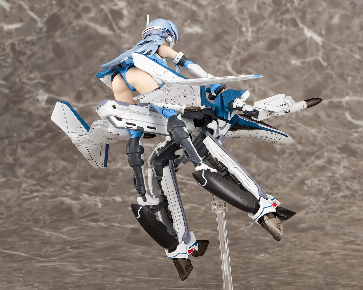 Aoshima Bunka Kyozai VFG Macross Delta VF-31J Siegfried Total Height 6.1 in (155 mm) Color Coded Plastic Model MC-01