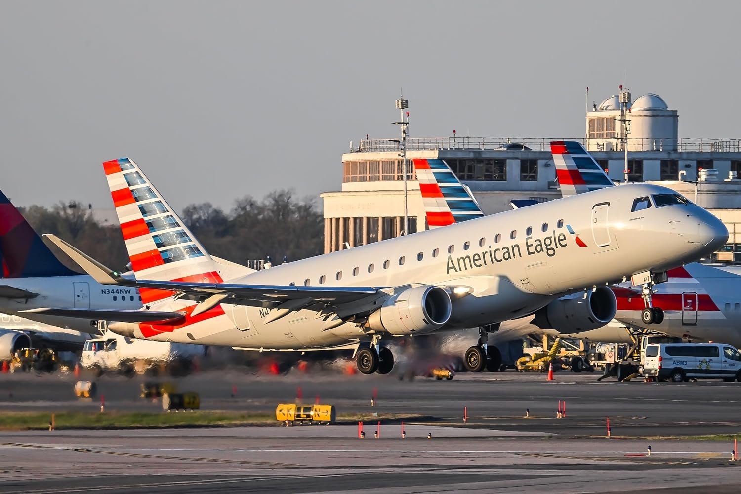 Nikon Telephoto Zoom Lens NIKKOR Z 180-600mm f/5.6-6.3 VR Z Mount, Full Size