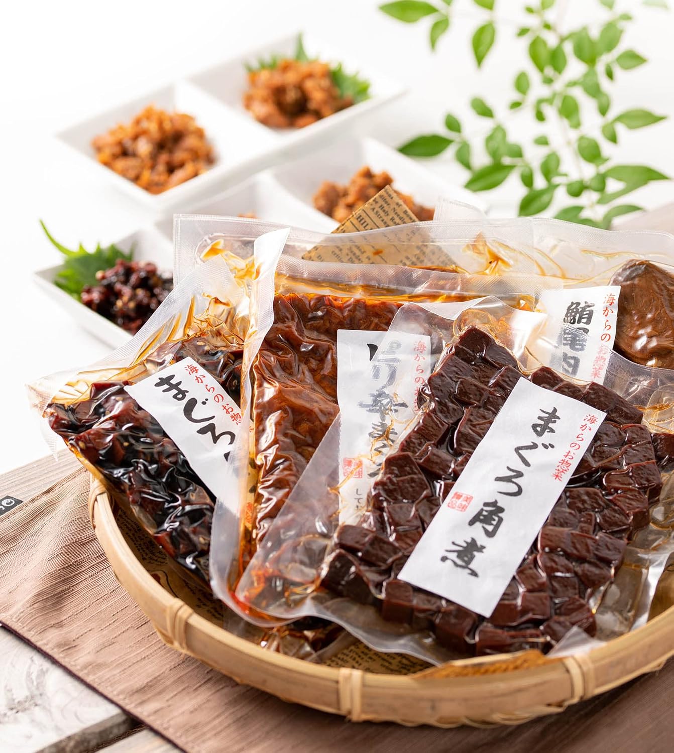 Ume Seafood, Medium Gift, Preserved Tuna, Gift Set (5 Varieties of Tuna Preservatives, Assorted), Snacks (Comes in a Presentation Box, Packaged), Seafood, Tuna Preservative, Seafood, Tuna, Boiled Horn, Delicious, Tuna Preserved Sauce of Pasta